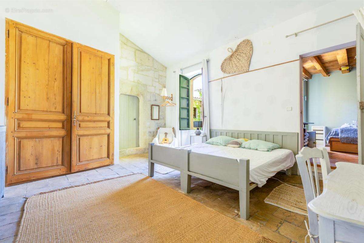 Hôtel particulier de 12 pièces de 385 m² à Tarascon - photo 12