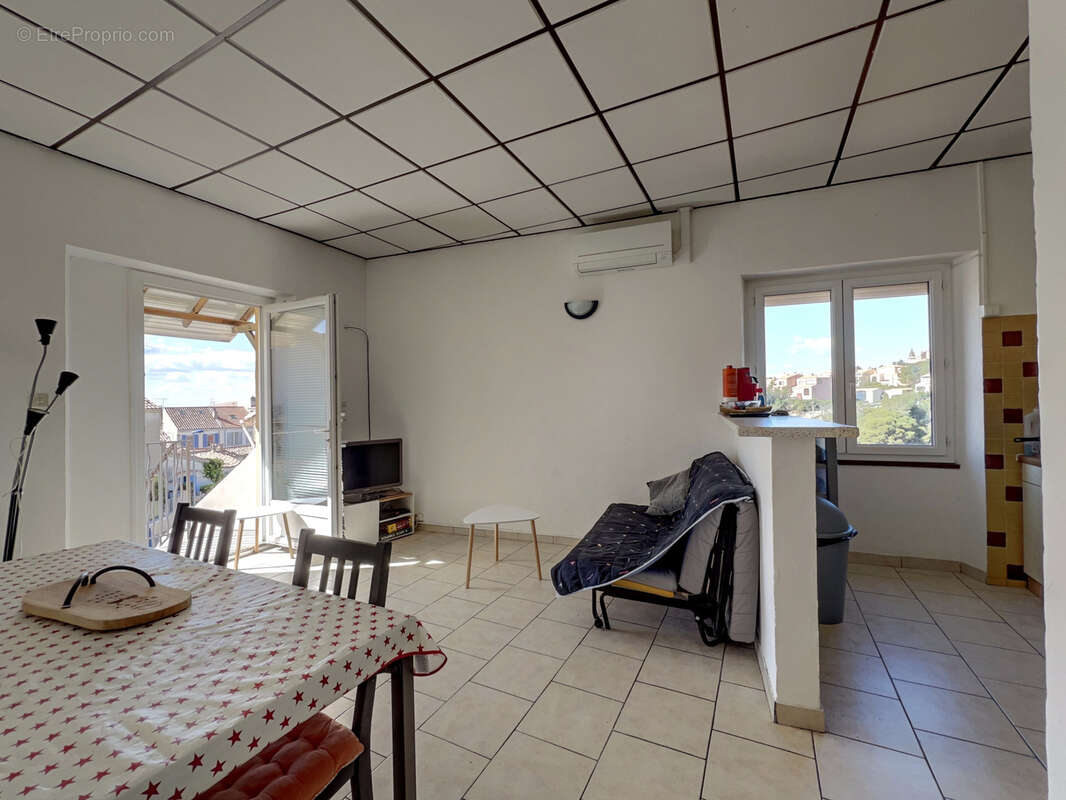 Appartement à SAUSSET-LES-PINS