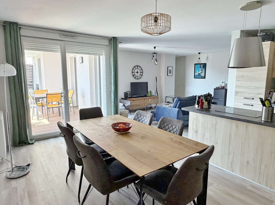 Appartement à CRAPONNE