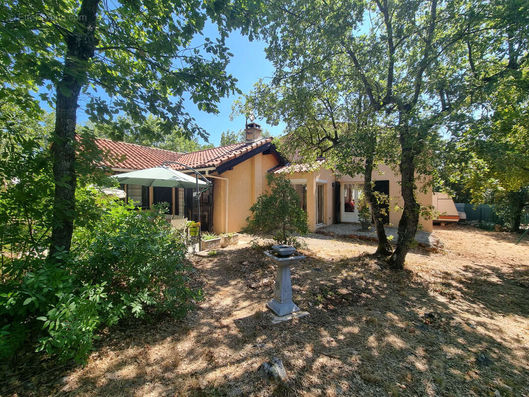 Maison à REGUSSE