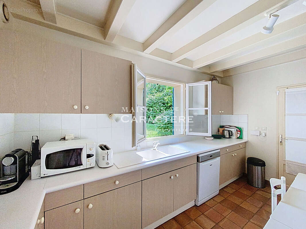 Maison à CRESPIERES