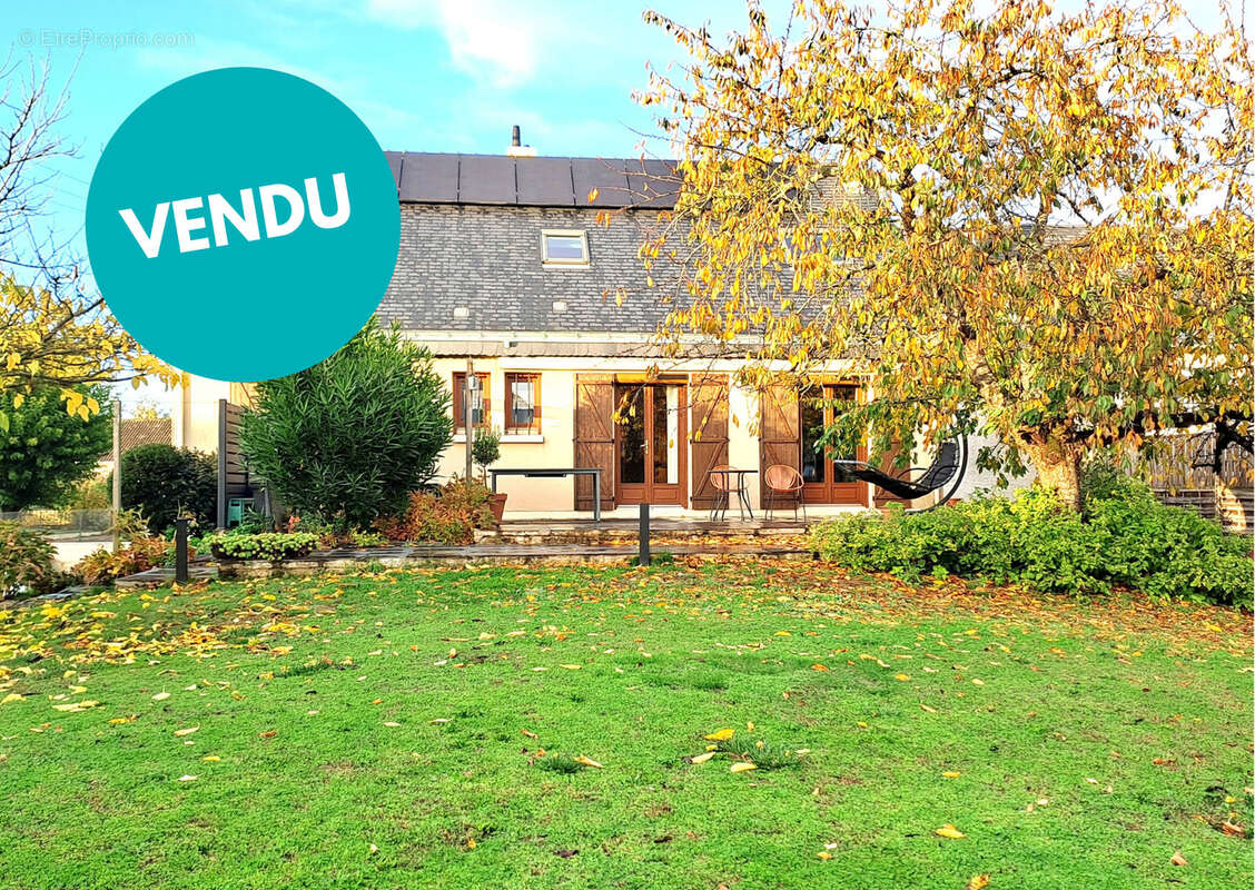 Maison à JUIGNE-SUR-LOIRE