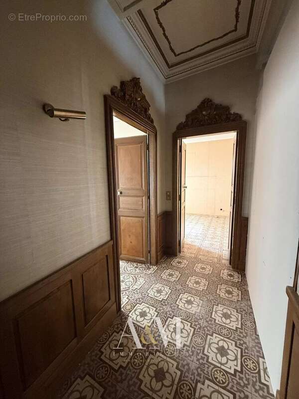 Appartement T5/T6 de 150 m² av patio et balcon - photo 6