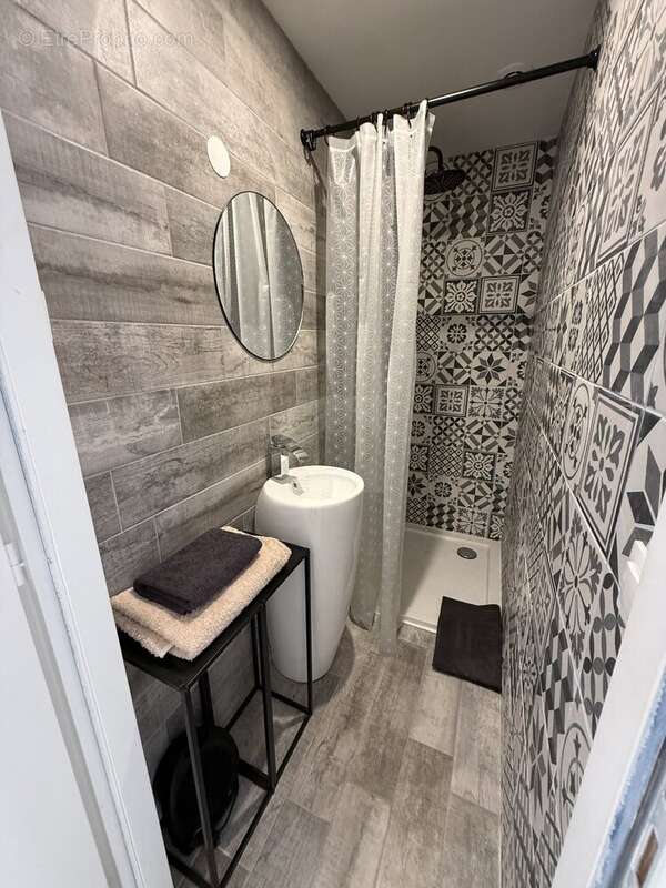 Maison à VILLENEUVE-LES-BEZIERS