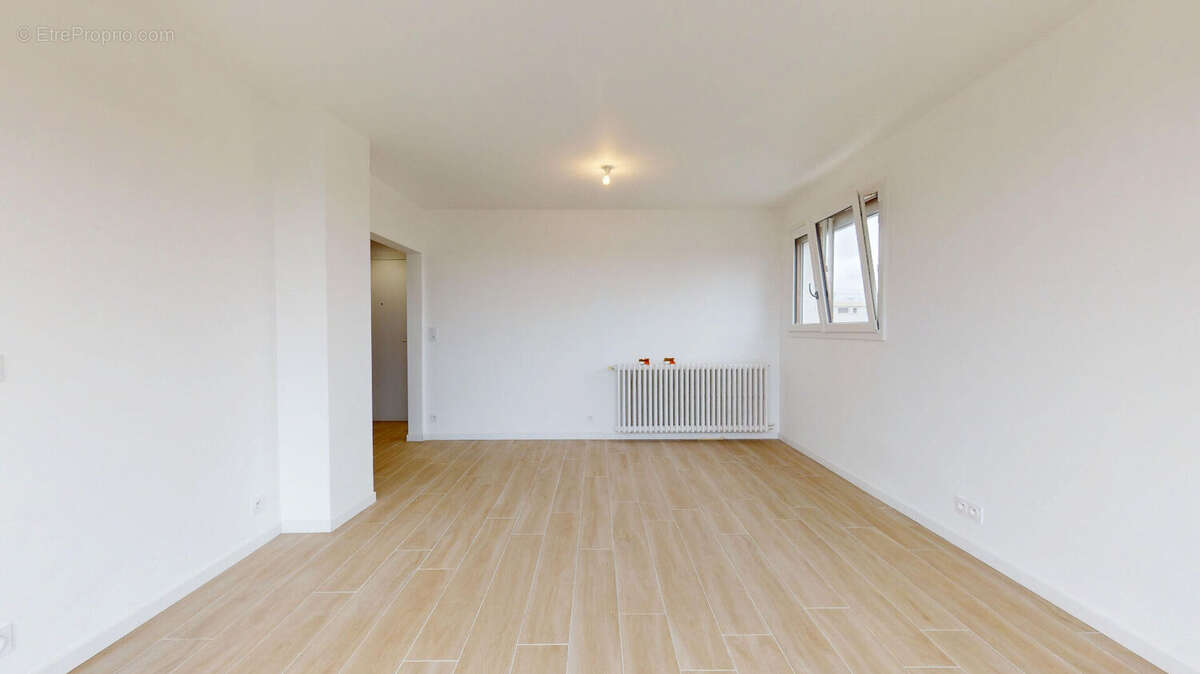 Appartement à BOIS-D'ARCY