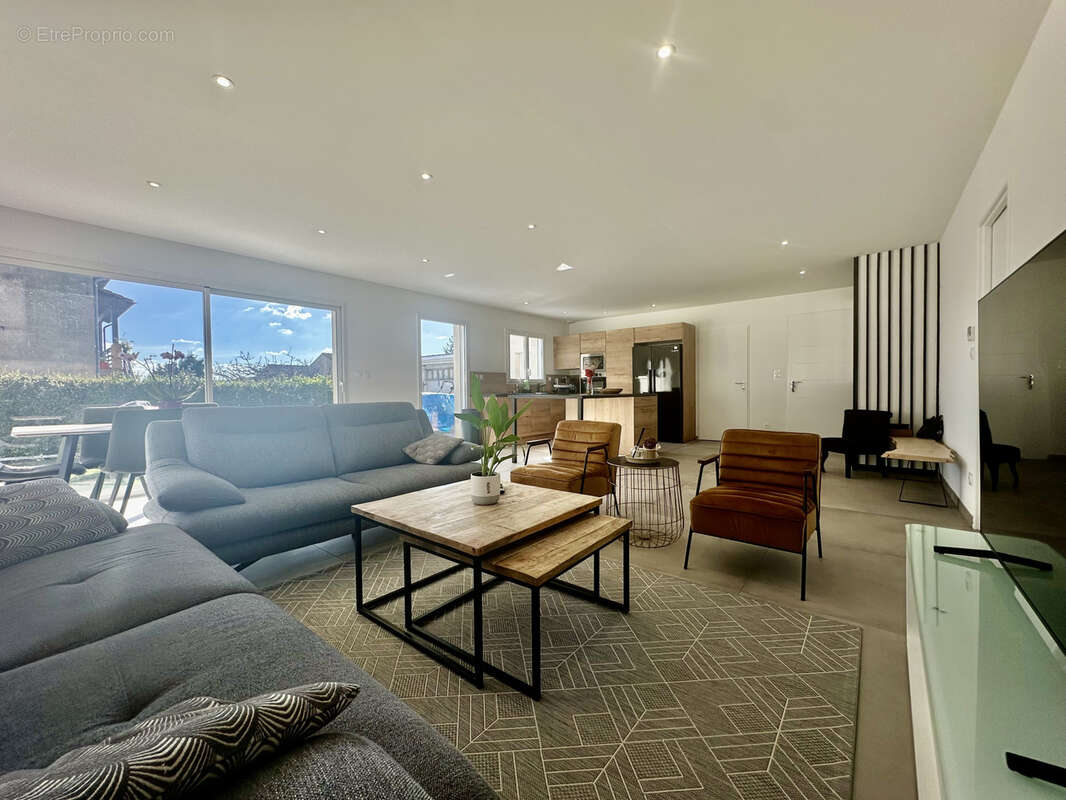 Maison à ANDANCETTE