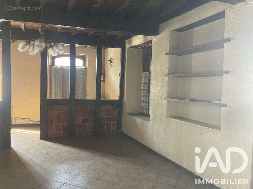 Maison 82 m² à Chelle-Debat  - photo 8
