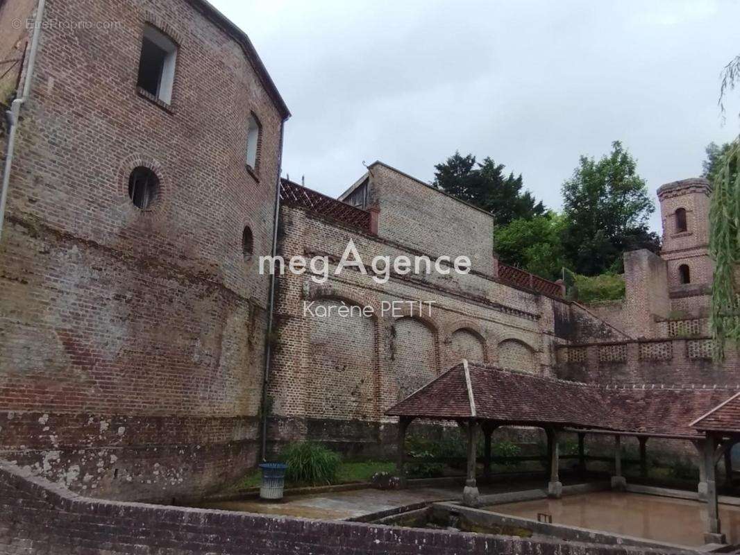 Appartement à AUNEUIL