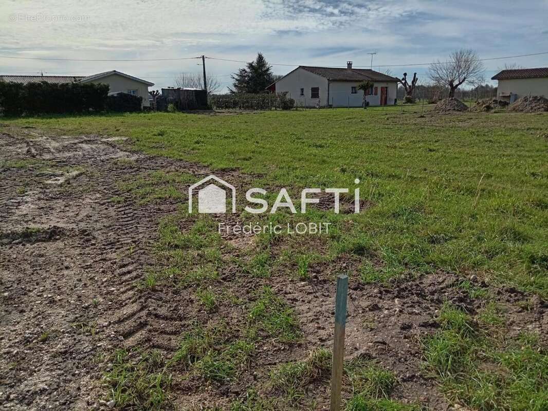 Photo 7 - Terrain à COUTRAS