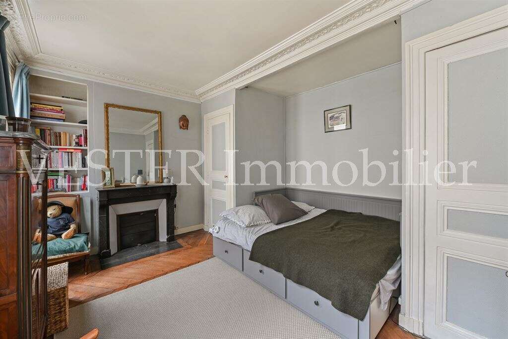 Appartement à PARIS-7E