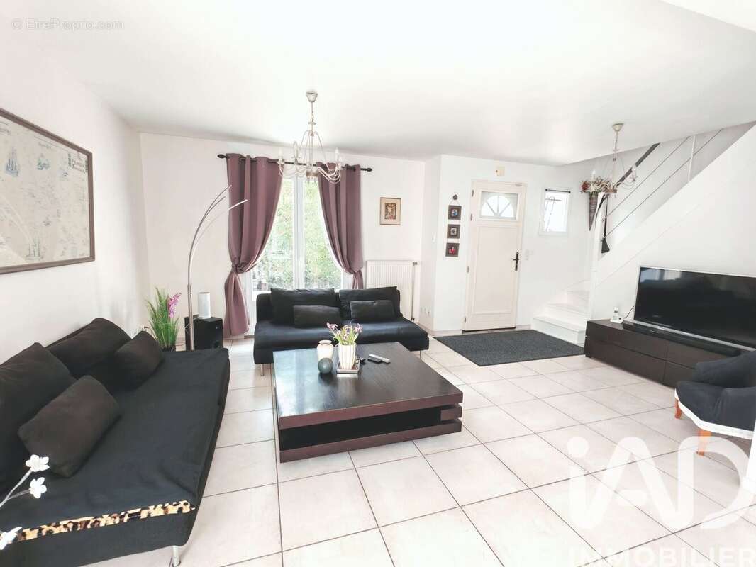 Photo 3 - Maison à SAINTE-GENEVIEVE-DES-BOIS