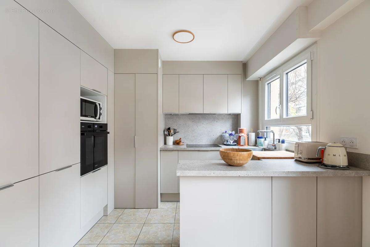 Appartement à CLICHY