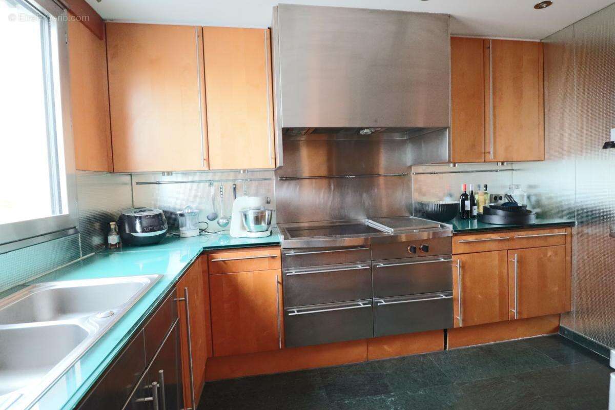 Appartement à vendre 6 pièces Charenton-le-Pont – Métro Valmy – Duplex 171 m² – Dernier étage – Terrasse 100 m² – Vue excepionne - photo 10