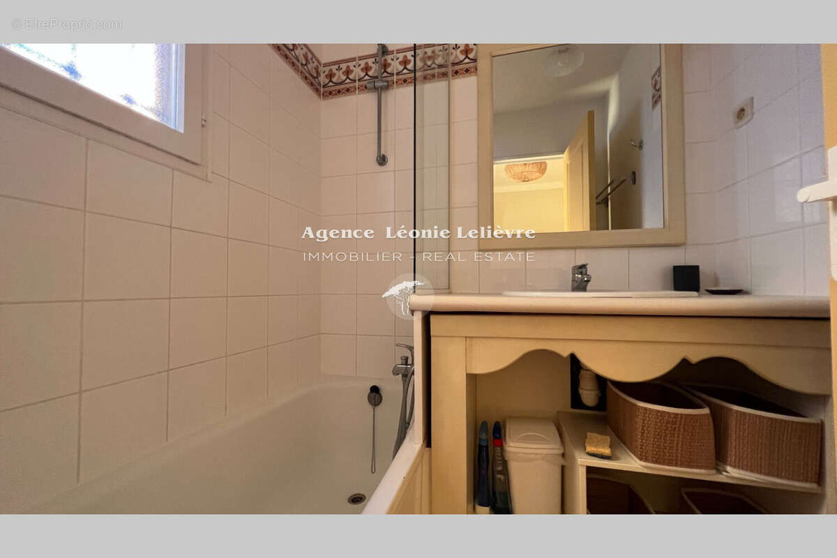 Appartement à LES ISSAMBRES