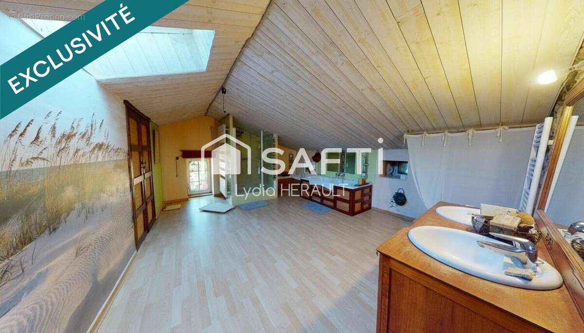 Photo 8 - Maison à ROULLET-SAINT-ESTEPHE