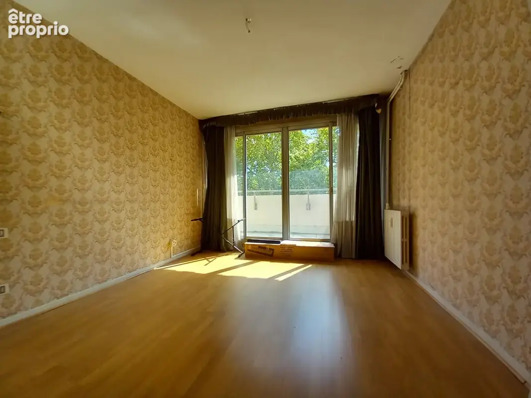 Toulouse - Bel appartement T4 avec terrasse  - Allée de Barcelone - photo 11