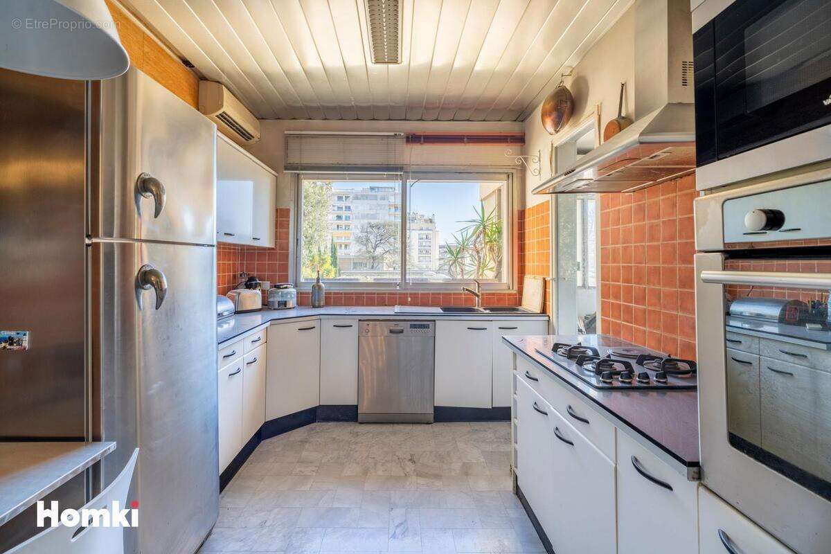 Appartement à MARSEILLE-8E