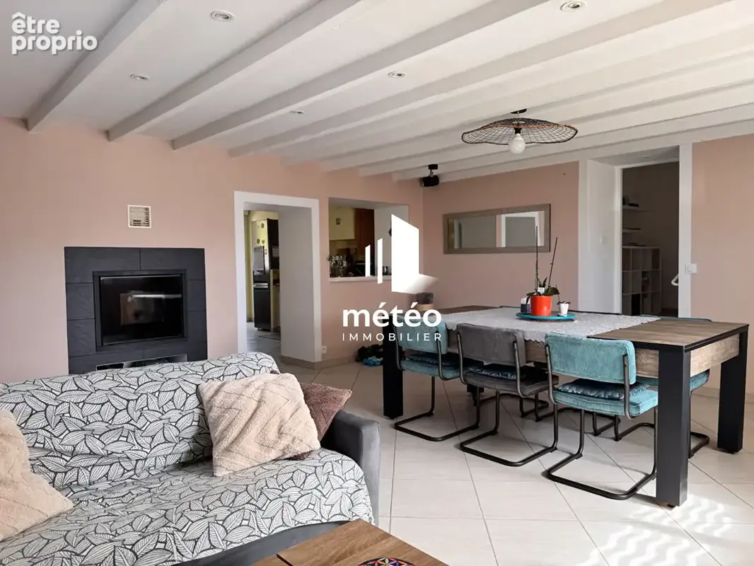 Maison 4 pièces à vendre - 124 m² avec terrain de 802 m² aux Sables - photo 6