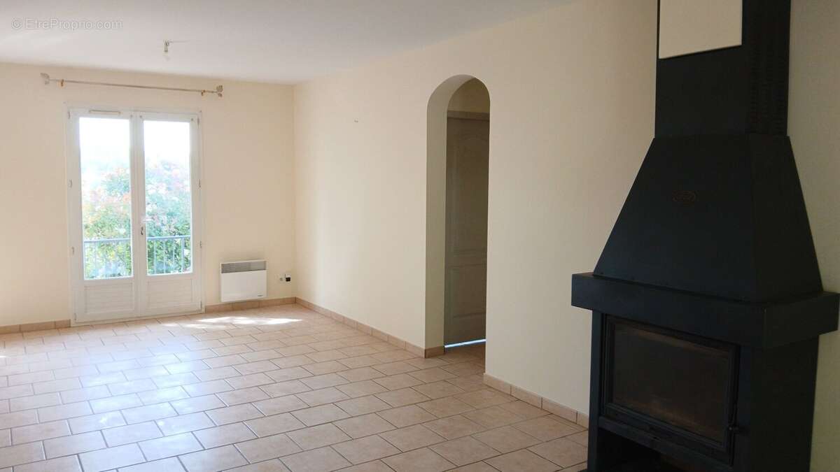 Maison 88 m² à Chalais  - photo 17