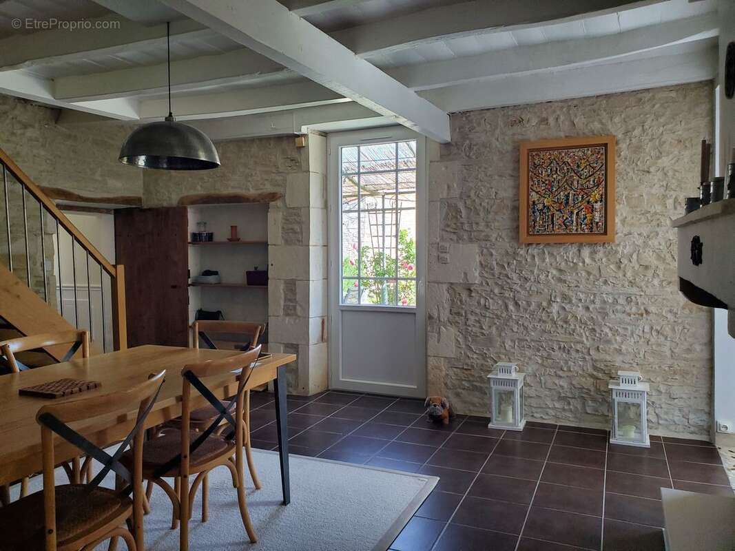 Maison à COULGENS