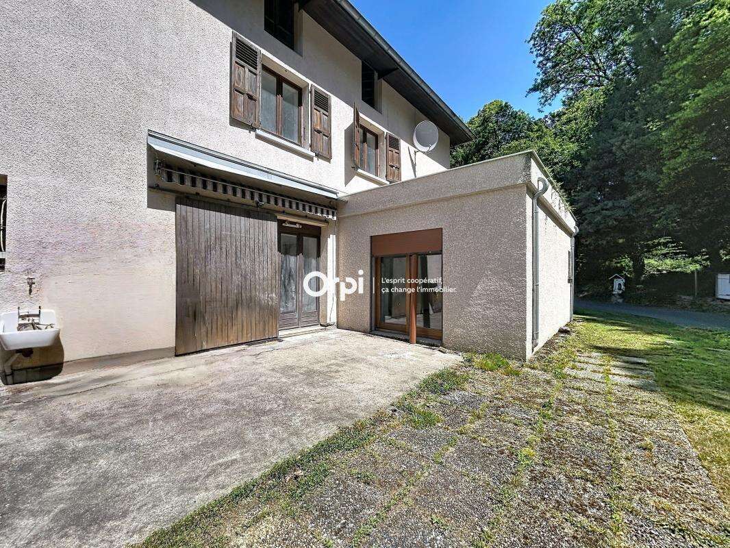 Maison à GRIGNON