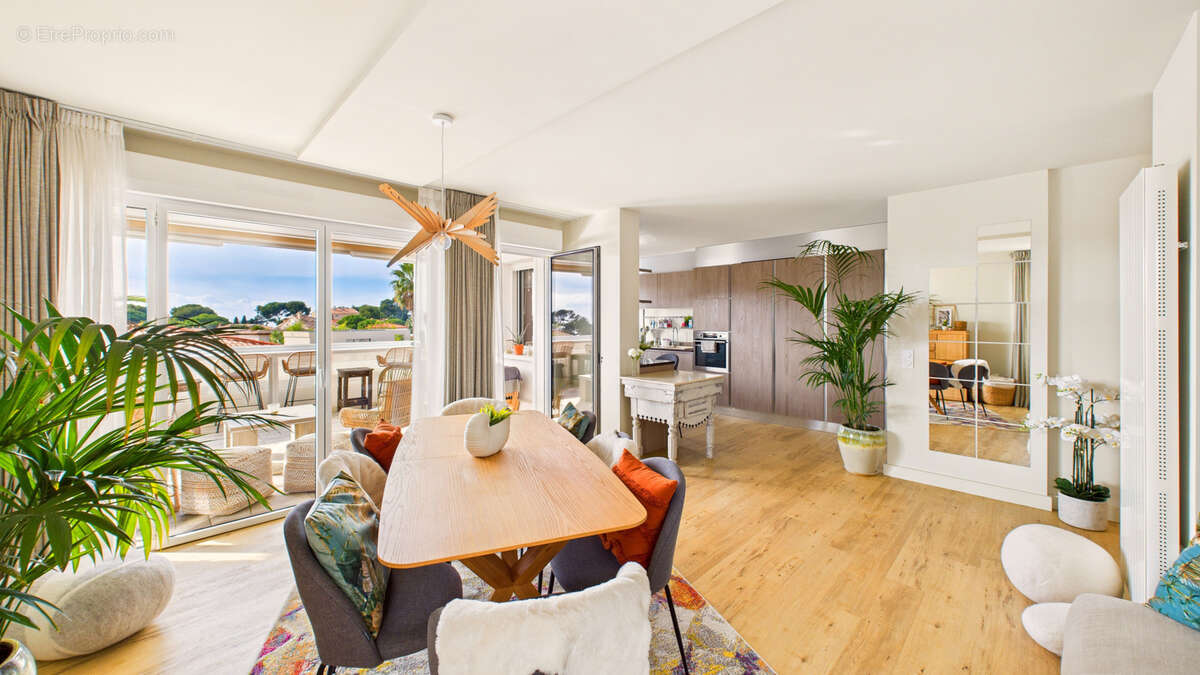 Appartement à CARQUEIRANNE