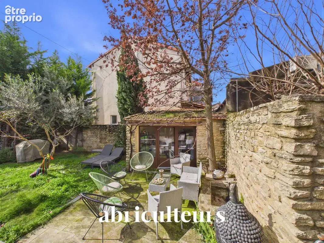 Maison de ville avec piscine, terrasse et parking à vendre à Cavaillon - photo 13