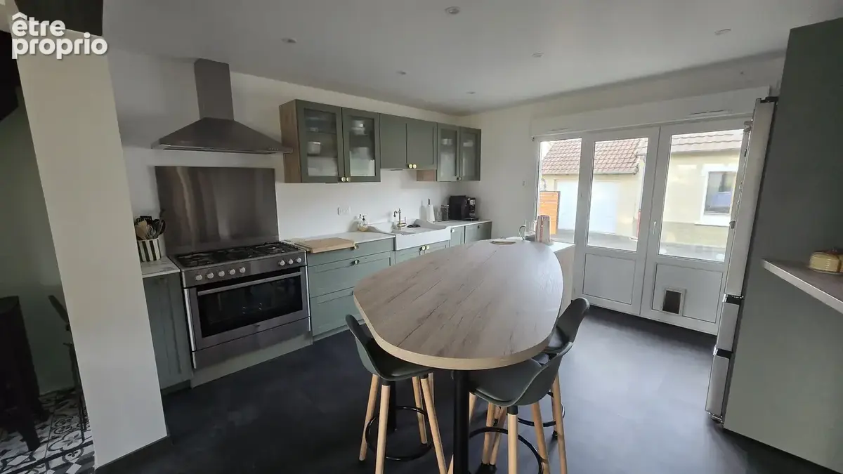 Propriété avec maison d'habitation d'environ 172 m2 et dépendances sur 4.39 HA - photo 5