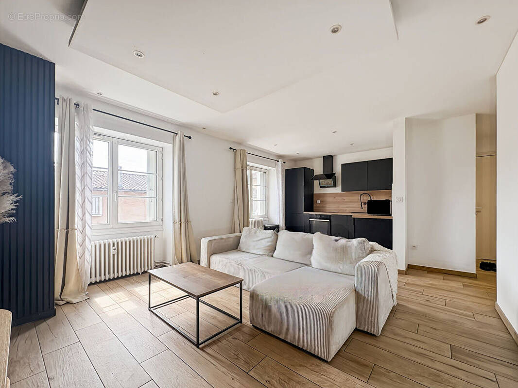 Appartement à PONT-EVEQUE