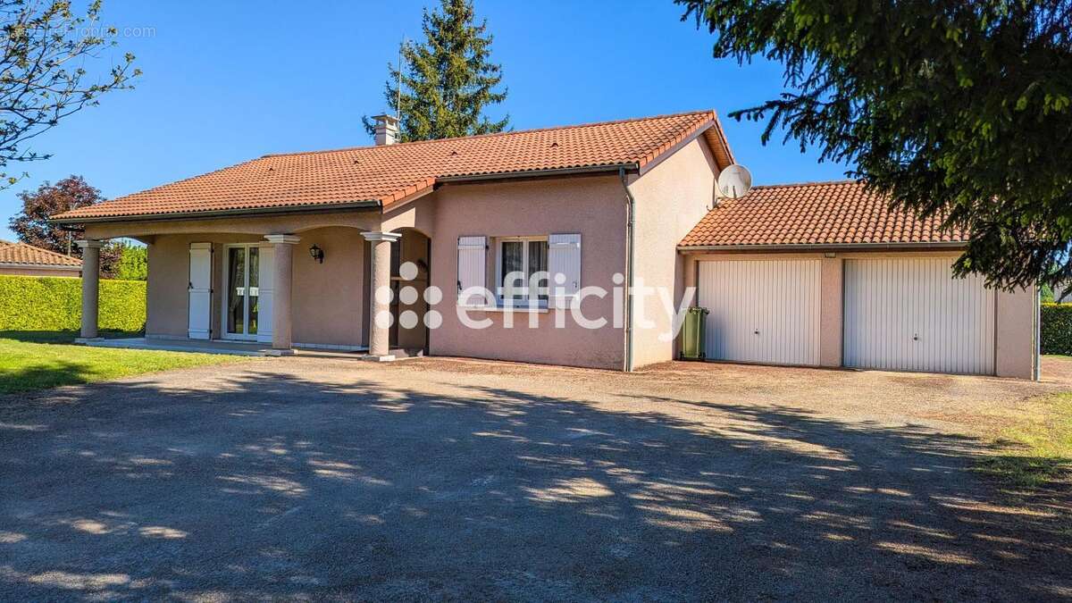 Maison à REYSSOUZE