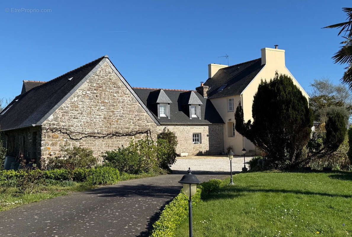PLOBANNALEC LESCONIL, Propriété de charme composée de deux maisons ! - photo 15
