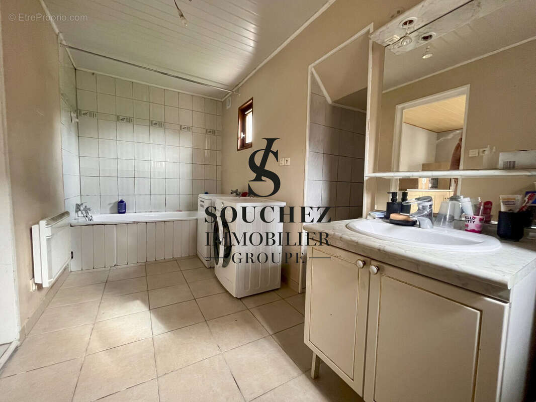 Maison à ACHIET-LE-GRAND