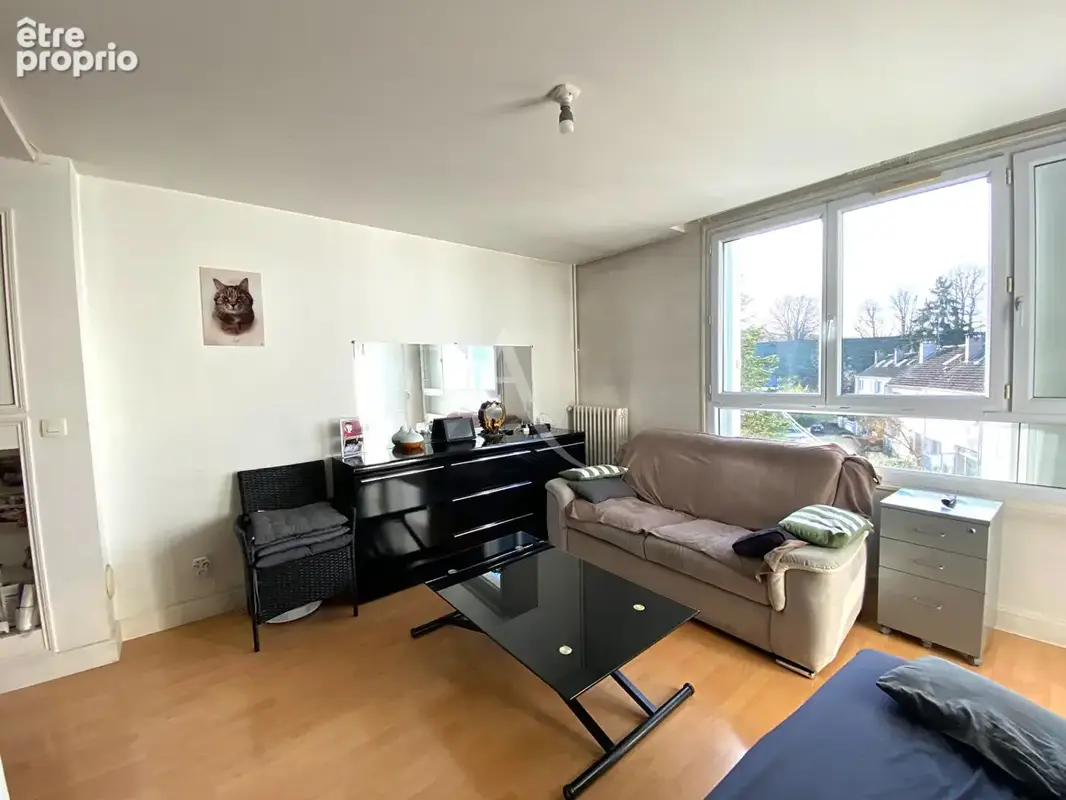 Appartement à BURES-SUR-YVETTE