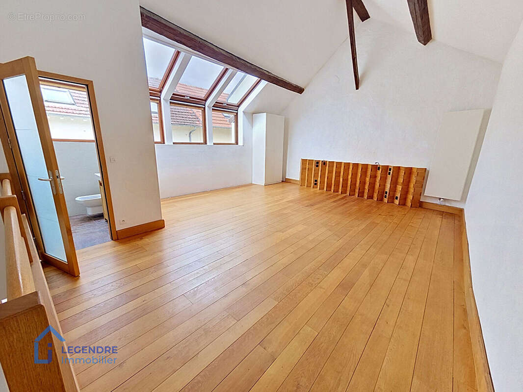 Herblay sur seine- exclusivite- plein centre ville- 5 minutes gare - photo 8