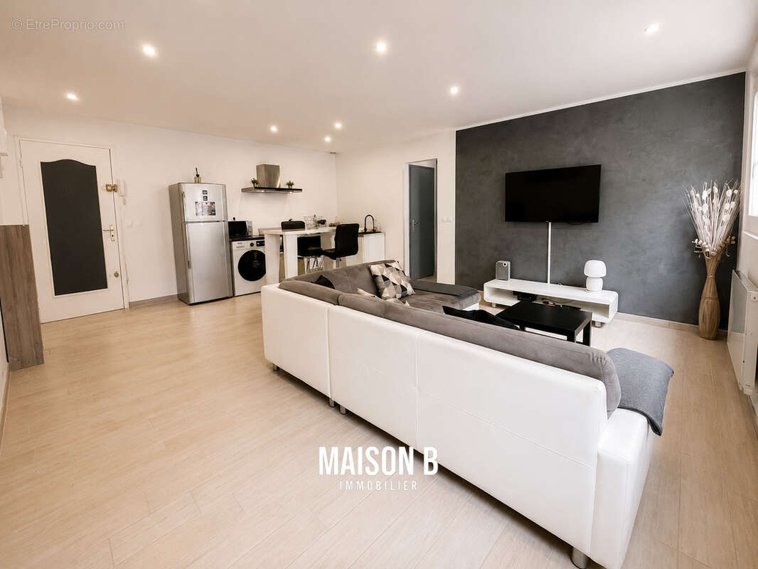 Appartement à MARSEILLE-8E