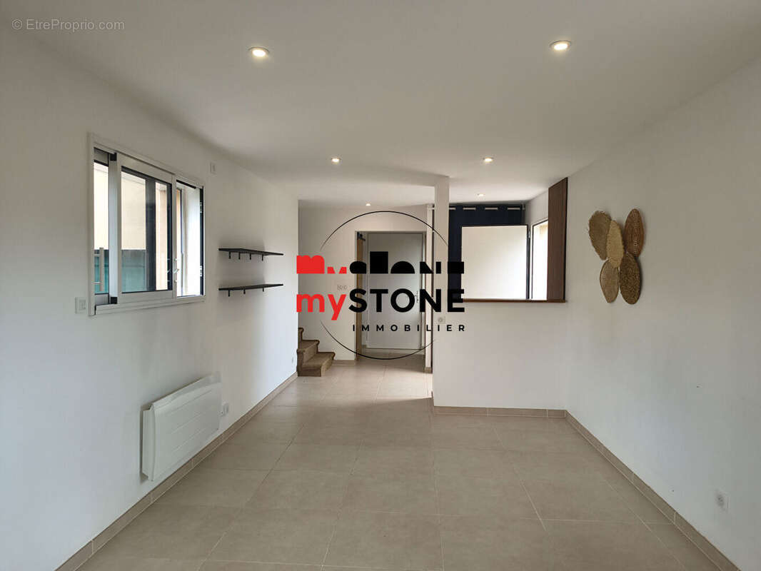 REYRIEUX - Maison 79.17 m² - 2 chambres avec terrain de 1110 m² - photo 6