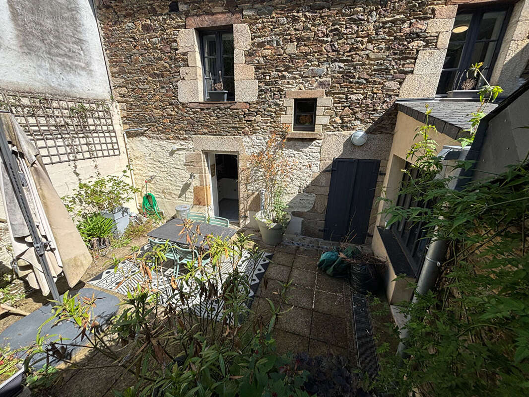 Maison à JOSSELIN