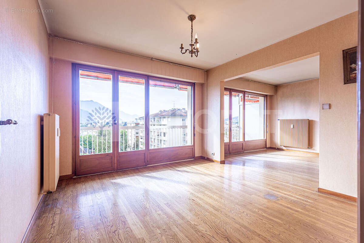 Agence immobiliere laforet - "pissenlit" - annecy le veiux - secteur clarines - appartement t4 de 99,57m² - dernier etage - terr - photo 2
