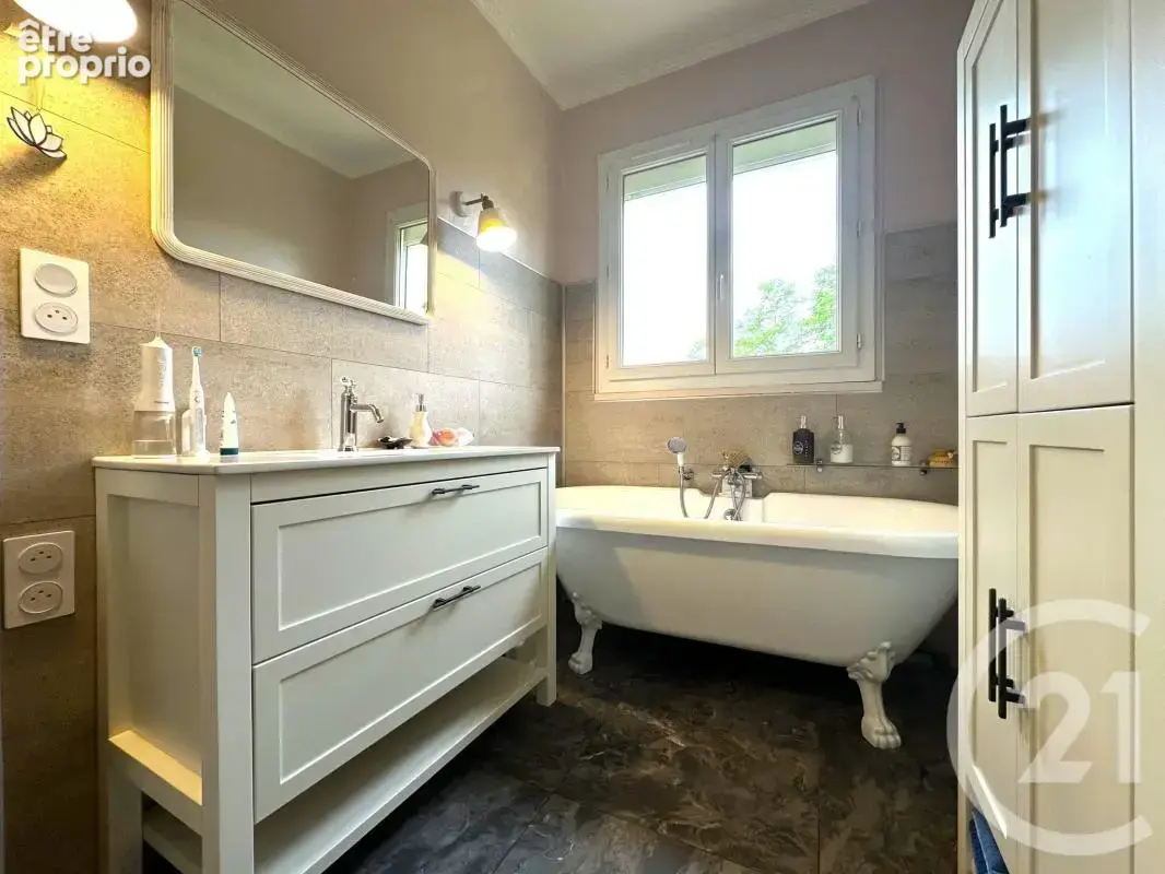 Maison 6 pièces 139 m² à vendre à Aixe-Sur-Vienne (87700) - photo 9