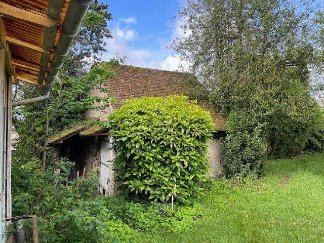 Maison à NOYEN-SUR-SARTHE