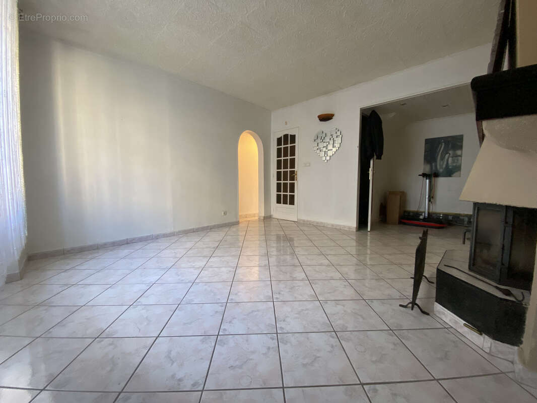 Maison de 87 m2 à Chatillon-en-Michaille - photo 3