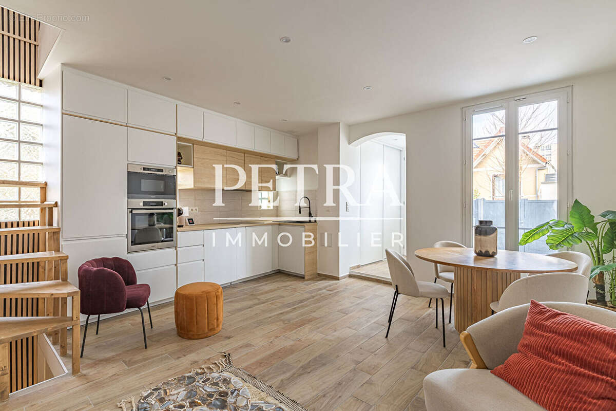 Maison à LE KREMLIN-BICETRE