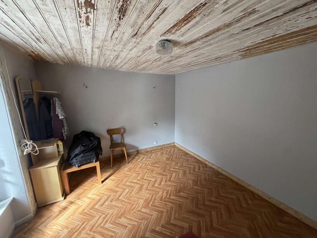 Maison 141 m² à Saint-Thelo  - photo 4