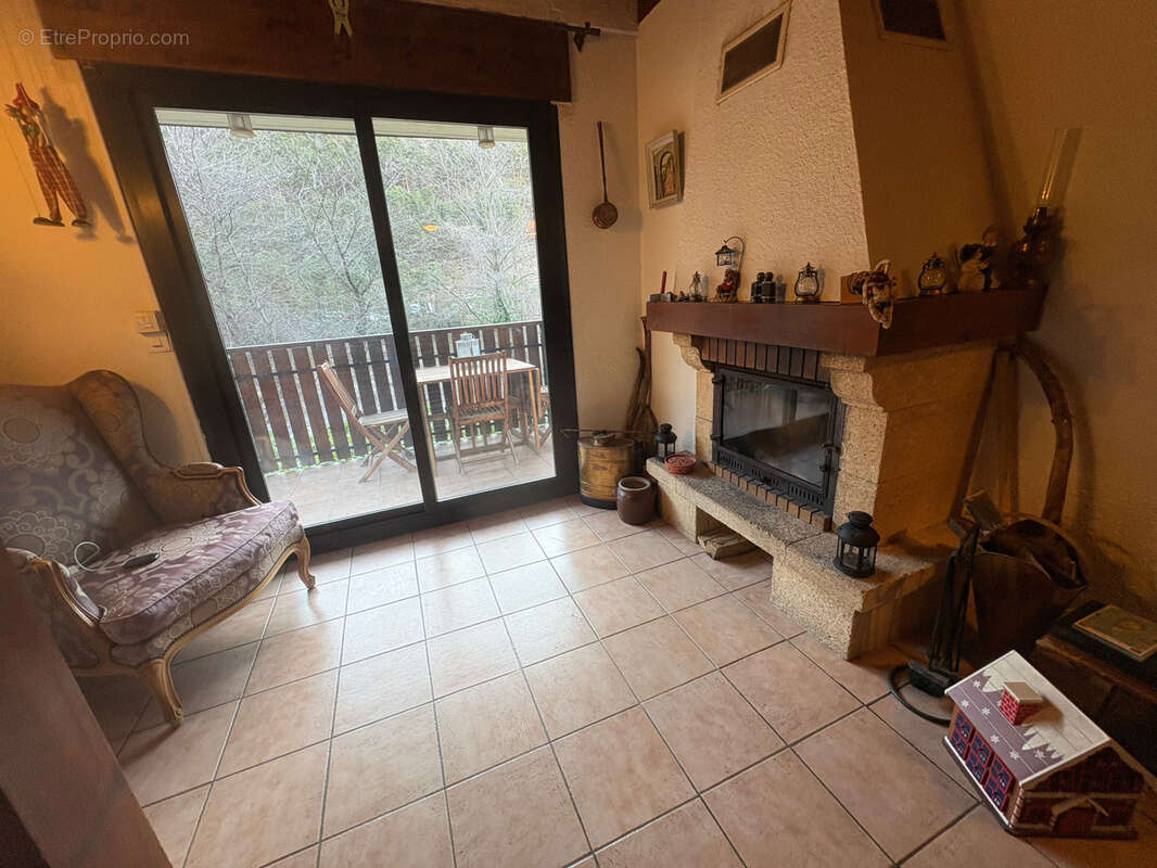 Appartement à TENDE