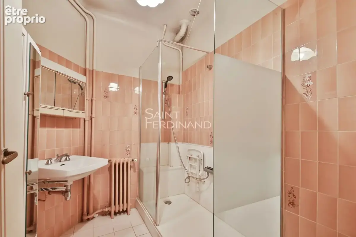 Paris 15. rue du laos/motte picquet - 4 p. traversant - photo 12