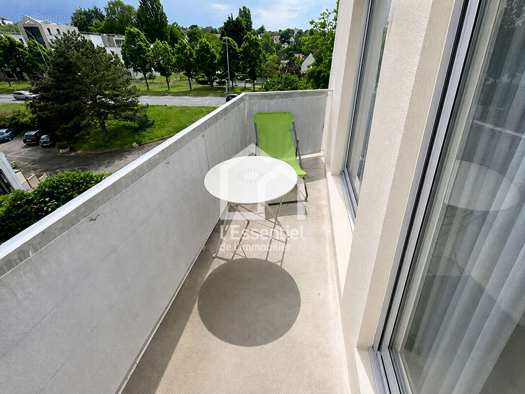 Appartement à VERNEUIL-SUR-SEINE