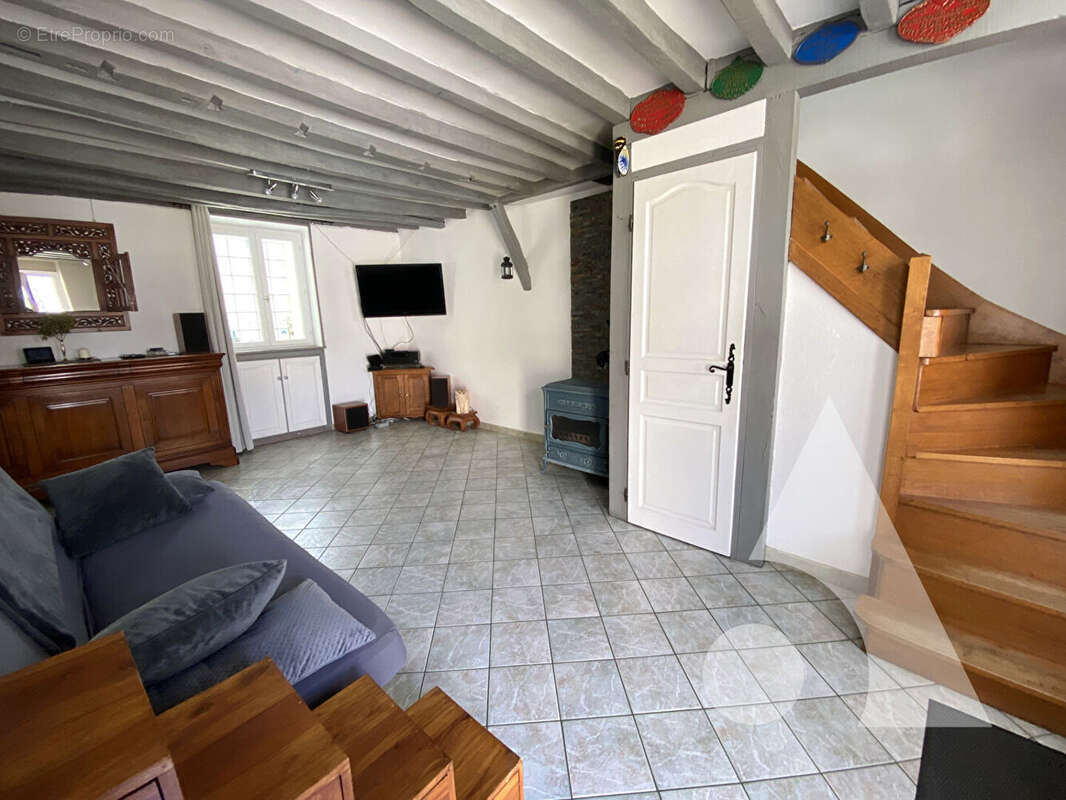 Maison à CREPY-EN-VALOIS