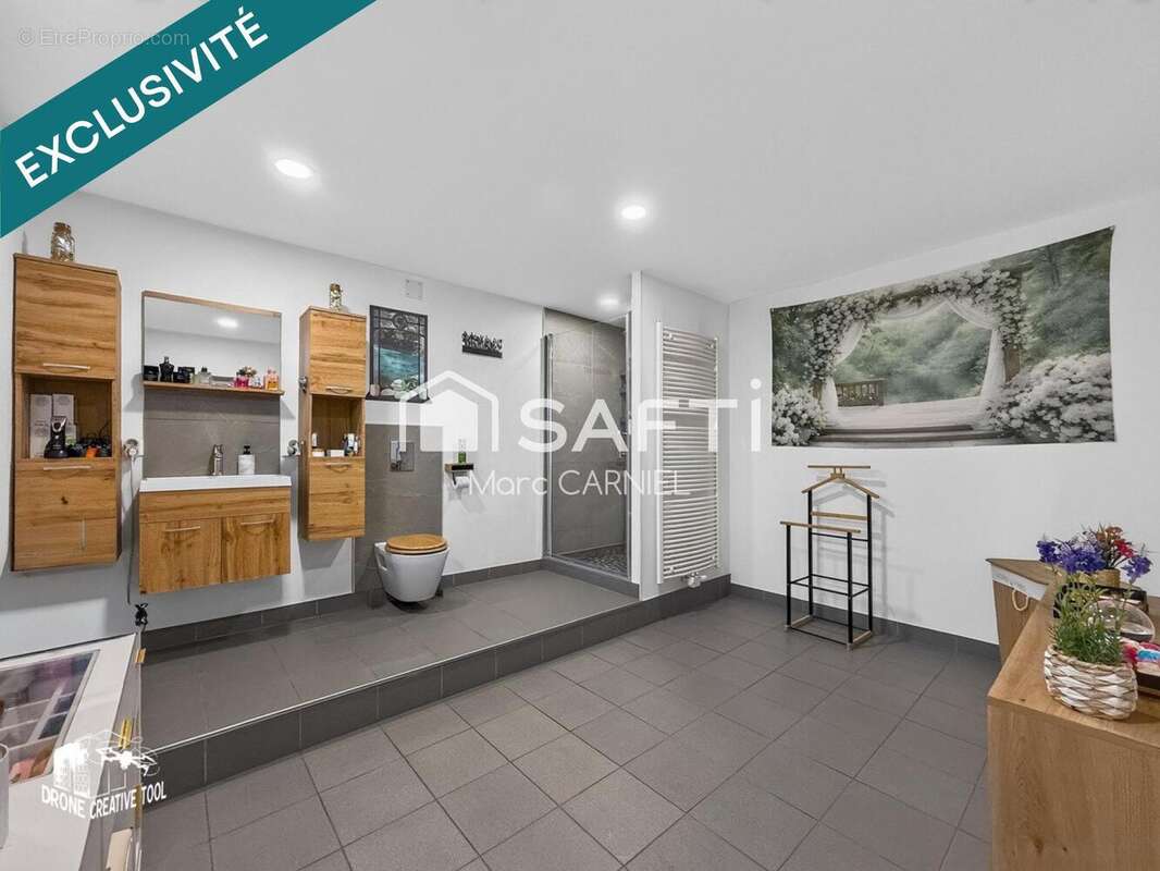 Maison 287 m² à Beuveille  - photo 6