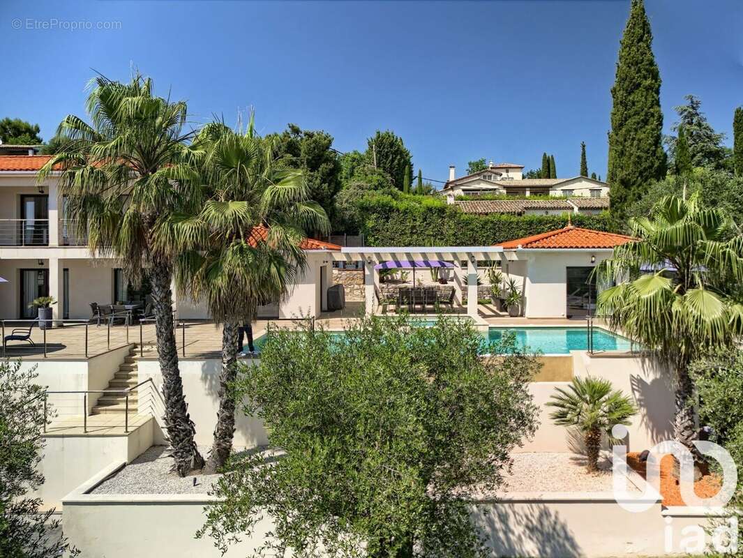 Photo 3 - Maison à CHATEAUNEUF-GRASSE