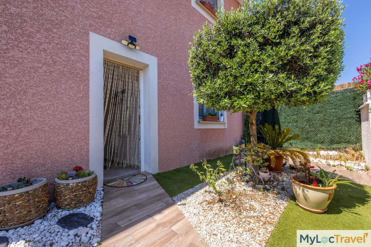 Maison à CERS